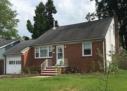 Pre-foreclosure in  SYCAMORE ST Rahway, NJ 07065