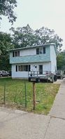 Pre-foreclosure in  LEONARD AVE Muskegon, MI 49442