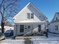 Pre-foreclosure in  K ST SW Cedar Rapids, IA 52404