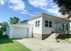 Pre-foreclosure in  13TH AVE S Clinton, IA 52732