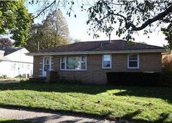 Pre-foreclosure in  E 27TH CT Des Moines, IA 50317