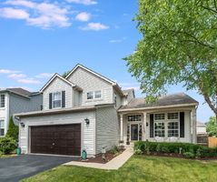 Pre-foreclosure in  SKYLANE DR Naperville, IL 60564