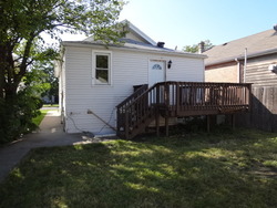 Pre-foreclosure in  N NEW ENGLAND AVE Elmwood Park, IL 60707