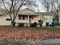 Pre-foreclosure in  JUDGE AVE Waukegan, IL 60085