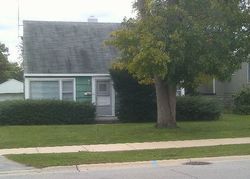 Pre-foreclosure in  BERNICE AVE Melrose Park, IL 60164