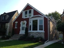 Pre-foreclosure in  N OAK PARK AVE Elmwood Park, IL 60707