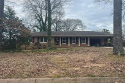 Pre-foreclosure in  BOBOLINK DR Griffin, GA 30224