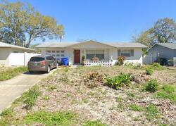 Pre-foreclosure in  POCAHONTAS DR Largo, FL 33774