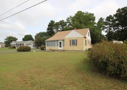 Pre-foreclosure in  LAUREL RD Laurel, DE 19956