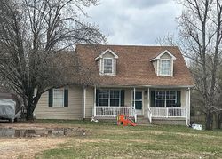 Pre-foreclosure Listing in THOMASVILLE RD CHAPMANSBORO, TN 37035