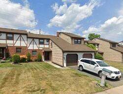 Pre-foreclosure in  CHESTERFIELD WAY Sayreville, NJ 08872