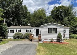 Pre-foreclosure Listing in COTTON FARM RD DANVILLE, NH 03819