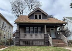 Pre-foreclosure in  N 44TH ST Milwaukee, WI 53210