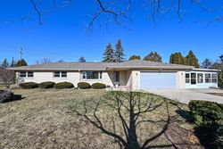  N Iroquois Rd, Milwaukee WI