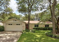 Pre-foreclosure in  BUBBLING SPRINGS TRL Austin, TX 78729