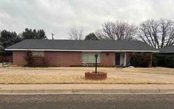 Pre-foreclosure in  ELM ST Hereford, TX 79045
