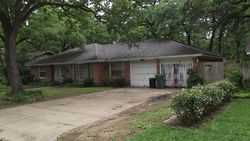 Pre-foreclosure in  CIRCLEVIEW DR S Hurst, TX 76054