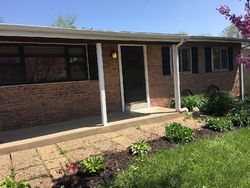 Pre-foreclosure in  GLENRIDGE DR Maryland Heights, MO 63043