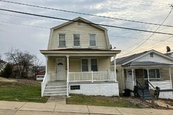 Pre-foreclosure in  13TH ST Mc Kees Rocks, PA 15136