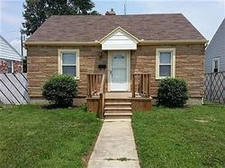 Pre-foreclosure in  FARNHAM AVE Dayton, OH 45420