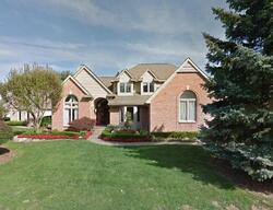 Pre-foreclosure in  LINDSAY CT West Bloomfield, MI 48324