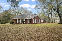 Pre-foreclosure in  KIPLING TRCE Theodore, AL 36582