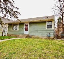 Pre-foreclosure in  GIRARD AVE N Minneapolis, MN 55411