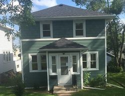 Pre-foreclosure in  W 6TH ST Duluth, MN 55807