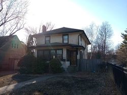 Pre-foreclosure in  CLEVELAND AVE N Saint Paul, MN 55108