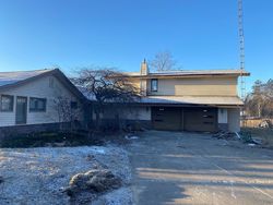 Pre-foreclosure in  RED OAK RD Beaverton, MI 48612