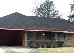 Pre-foreclosure in  CASTLE HILL DR Baton Rouge, LA 70814