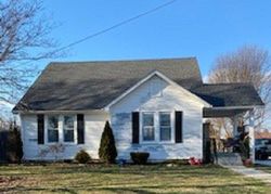 Pre-foreclosure in  WALNUT ST Auburn, KY 42206