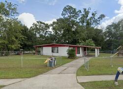 Pre-foreclosure in  LA MARCHE DR Jacksonville, FL 32205