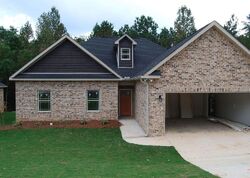 Pre-foreclosure in  SUMMER GROVE LN Macon, GA 31206