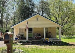 Pre-foreclosure in  CRESCENT AVE Chickamauga, GA 30707