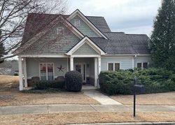 Pre-foreclosure in  MAGNOLIA CIR Hoschton, GA 30548