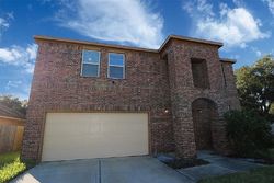 Pre-foreclosure in  N HERITAGE OAKS DR Texas City, TX 77591