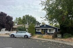 Pre-foreclosure in  HAWKINS CT Elk Grove, CA 95624