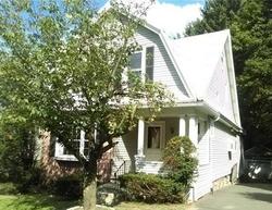 Pre-foreclosure in  HIGHLAND AVE Waterbury, CT 06708