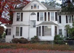 Pre-foreclosure in  COTTAGE ST Bridgeport, CT 06605