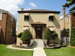Pre-foreclosure in  S FAIRFIELD AVE Chicago, IL 60652