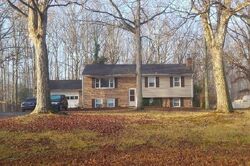 Pre-foreclosure in  BROOKWOOD DR White Plains, MD 20695