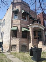 Pre-foreclosure in  S LOOMIS BLVD Chicago, IL 60636
