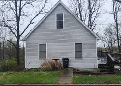 Pre-foreclosure in  S CREST DR Peoria, IL 61605