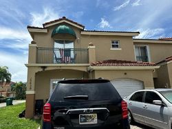 Pre-foreclosure in  SW 69TH LN Miami, FL 33193