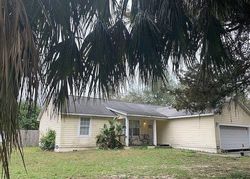 Pre-foreclosure in  SW 255TH ST Newberry, FL 32669