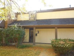Pre-foreclosure in  LUCINDA CT Columbus, OH 43232