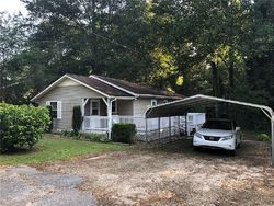Pre-foreclosure in  PARK AVE Westminster, SC 29693