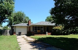 Pre-foreclosure in  E 38TH PL Tulsa, OK 74135