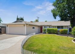 Pre-foreclosure in  REVELSTOK DR Sacramento, CA 95842